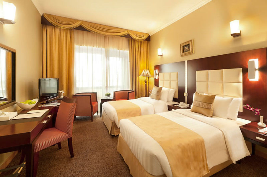 Ewa Hotel Dubaï Extérieur photo